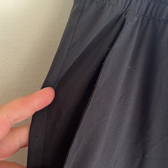 Women’s joggers - Picture 4 of 5